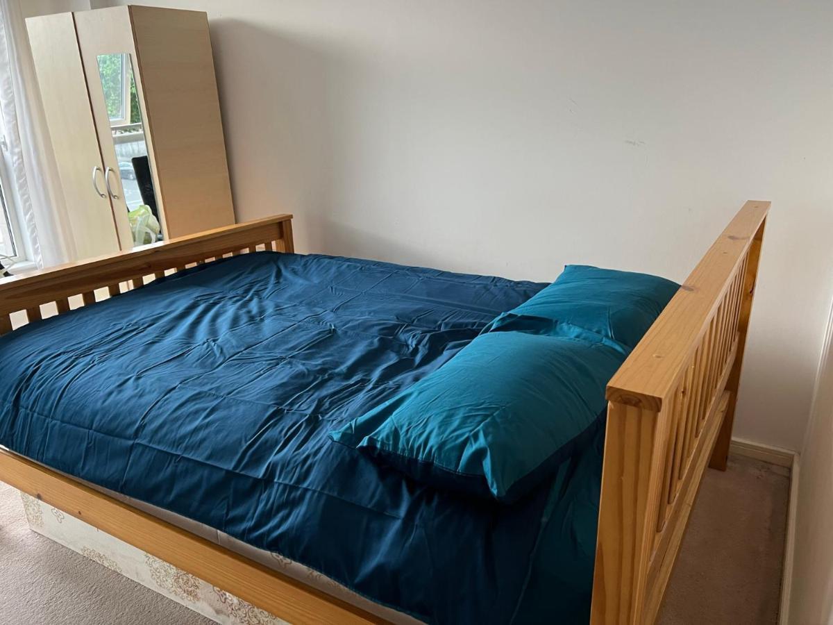 Ensuit Double Room In London, Colindale Edgware Exterior photo
