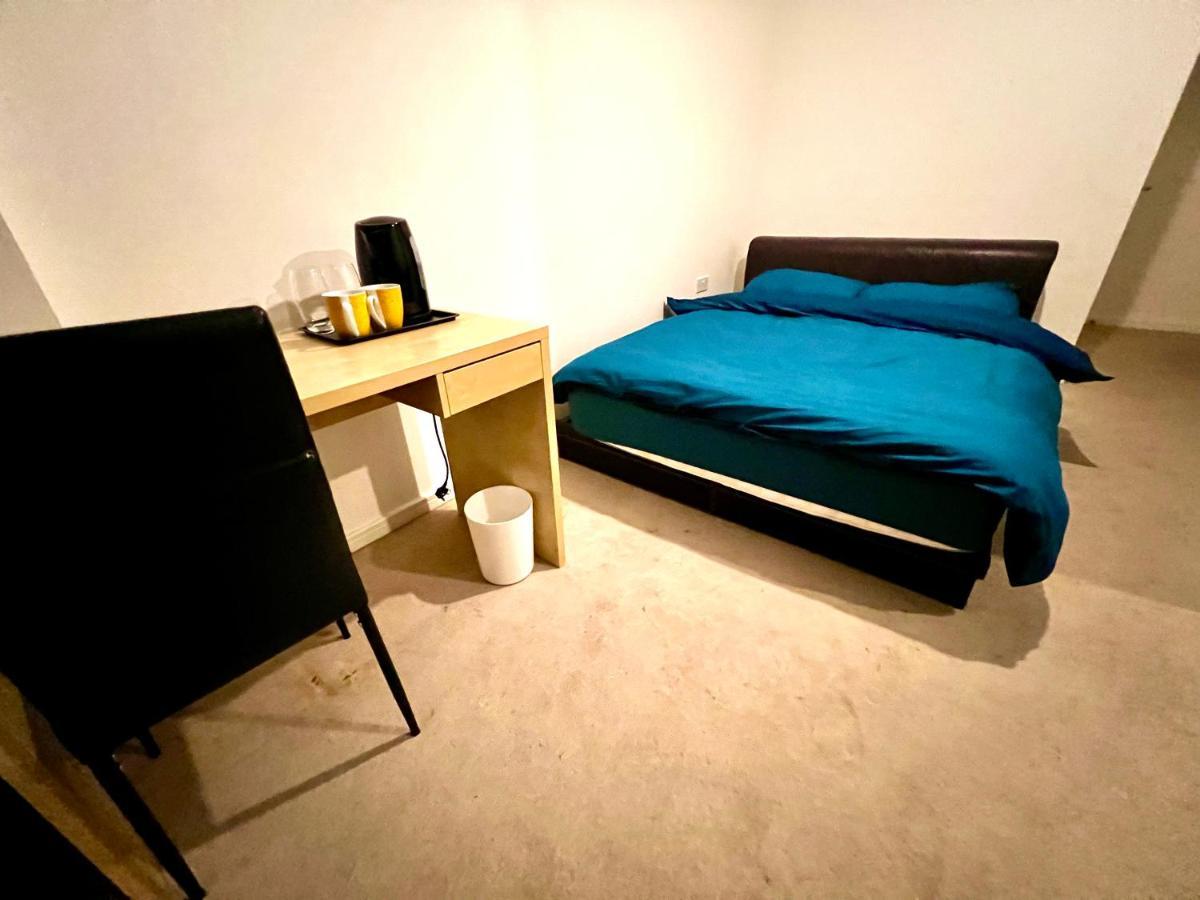 Ensuit Double Room In London, Colindale Edgware Exterior photo