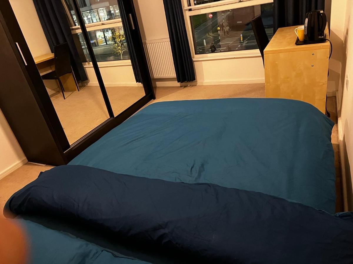 Ensuit Double Room In London, Colindale Edgware Exterior photo