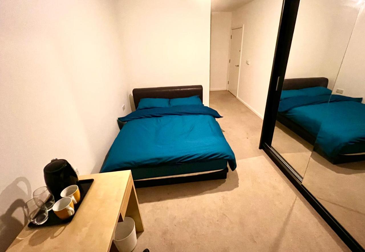 Ensuit Double Room In London, Colindale Edgware Exterior photo