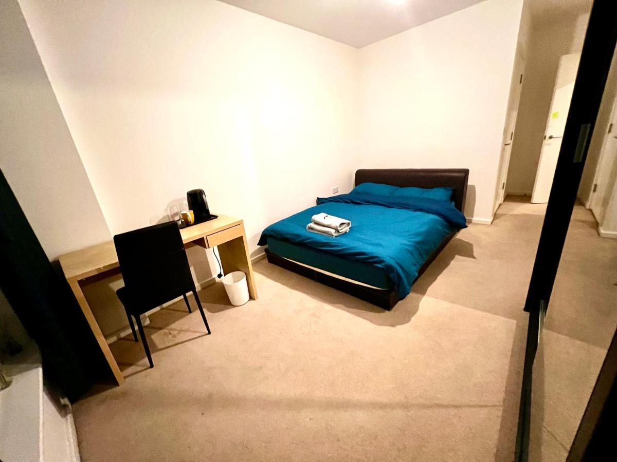 Ensuit Double Room In London, Colindale Edgware Exterior photo